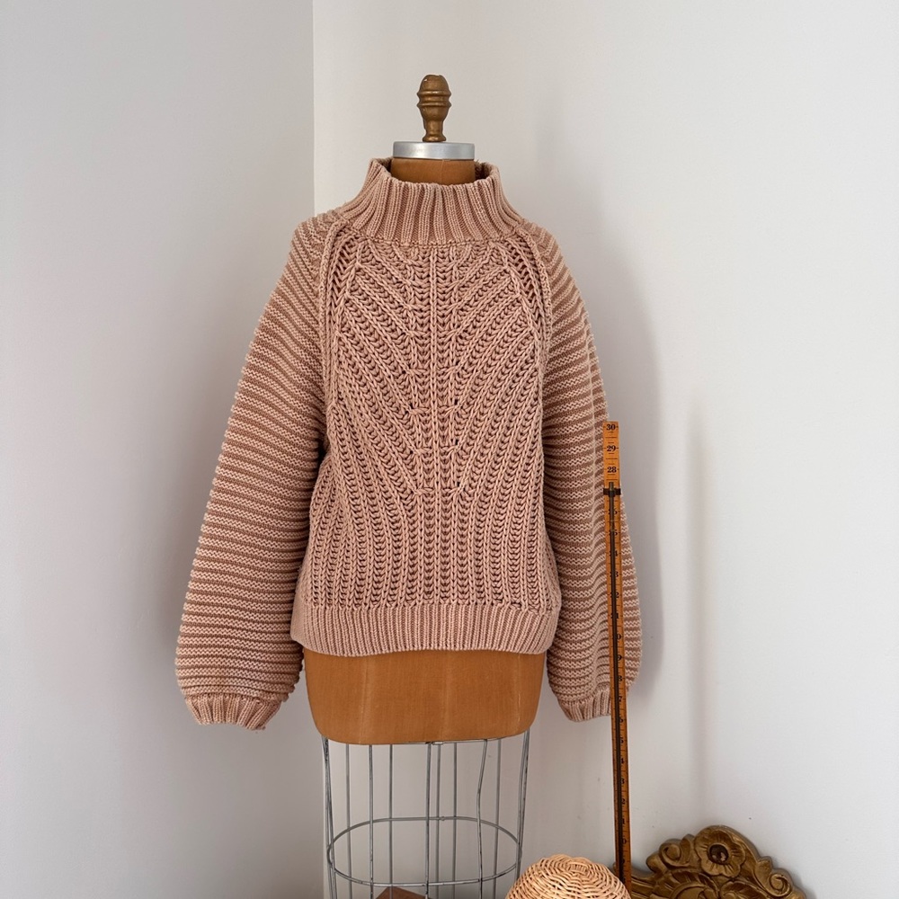 Free People Sweetheart Sweater in Rust Pink